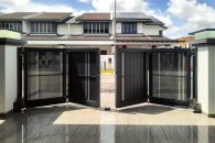 Trackless folding gate Trackless autogate Folding gate Malaysia Aluminium gate Malaysia Delux autogate Unigate Autogate Malaysia Unigate Malaysia Trackless gate Malaysia Aluminium gate supplier Malaysia Aluminium auto gate Autogate price Autogate system price Trackless autogate malaysia price Autogate malaysia price Aluminium gate suppliers xe1