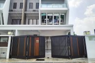 Trackless folding gate Trackless autogate Folding gate Malaysia Aluminium gate Malaysia Delux autogate Unigate Autogate Malaysia Unigate Malaysia Trackless gate Malaysia Aluminium gate supplier Malaysia Aluminium auto gate Autogate price Autogate system price Trackless autogate malaysia price Autogate malaysia price Aluminium gate suppliers Inline 8