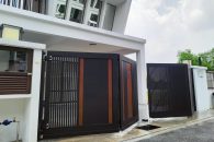Trackless folding gate Trackless autogate Folding gate Malaysia Aluminium gate Malaysia Delux autogate Unigate Autogate Malaysia Unigate Malaysia Trackless gate Malaysia Aluminium gate supplier Malaysia Aluminium auto gate Autogate price Autogate system price Trackless autogate malaysia price Autogate malaysia price Aluminium gate suppliers Inline 8