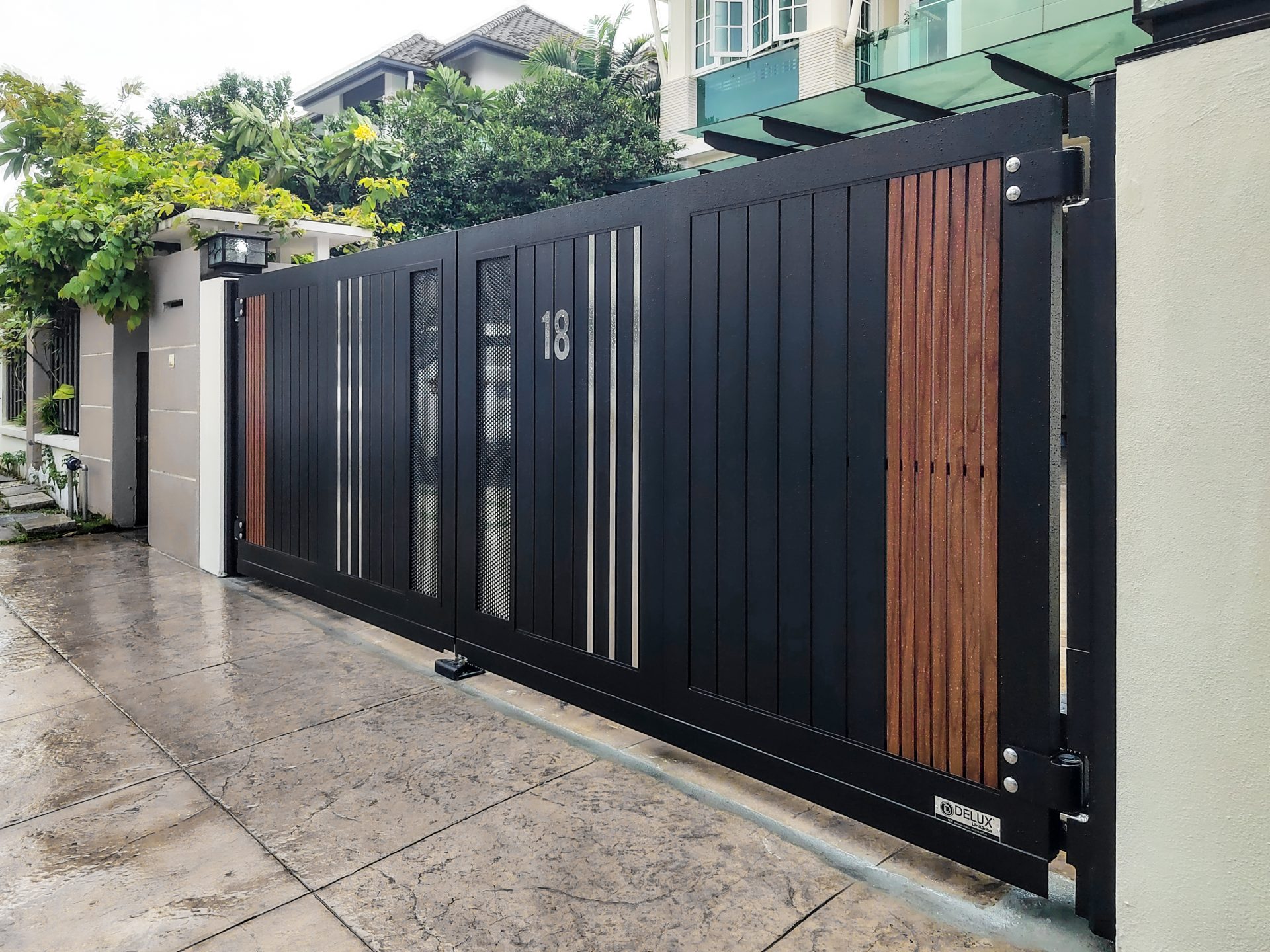 Trackless folding gate Trackless autogate Folding gate Malaysia Aluminium gate Malaysia Delux autogate Unigate Autogate Malaysia Unigate Malaysia Trackless gate Malaysia Aluminium gate supplier Malaysia Aluminium auto gate Autogate price Autogate system price Trackless autogate malaysia price Autogate malaysia price Aluminium gate suppliers pine 3
