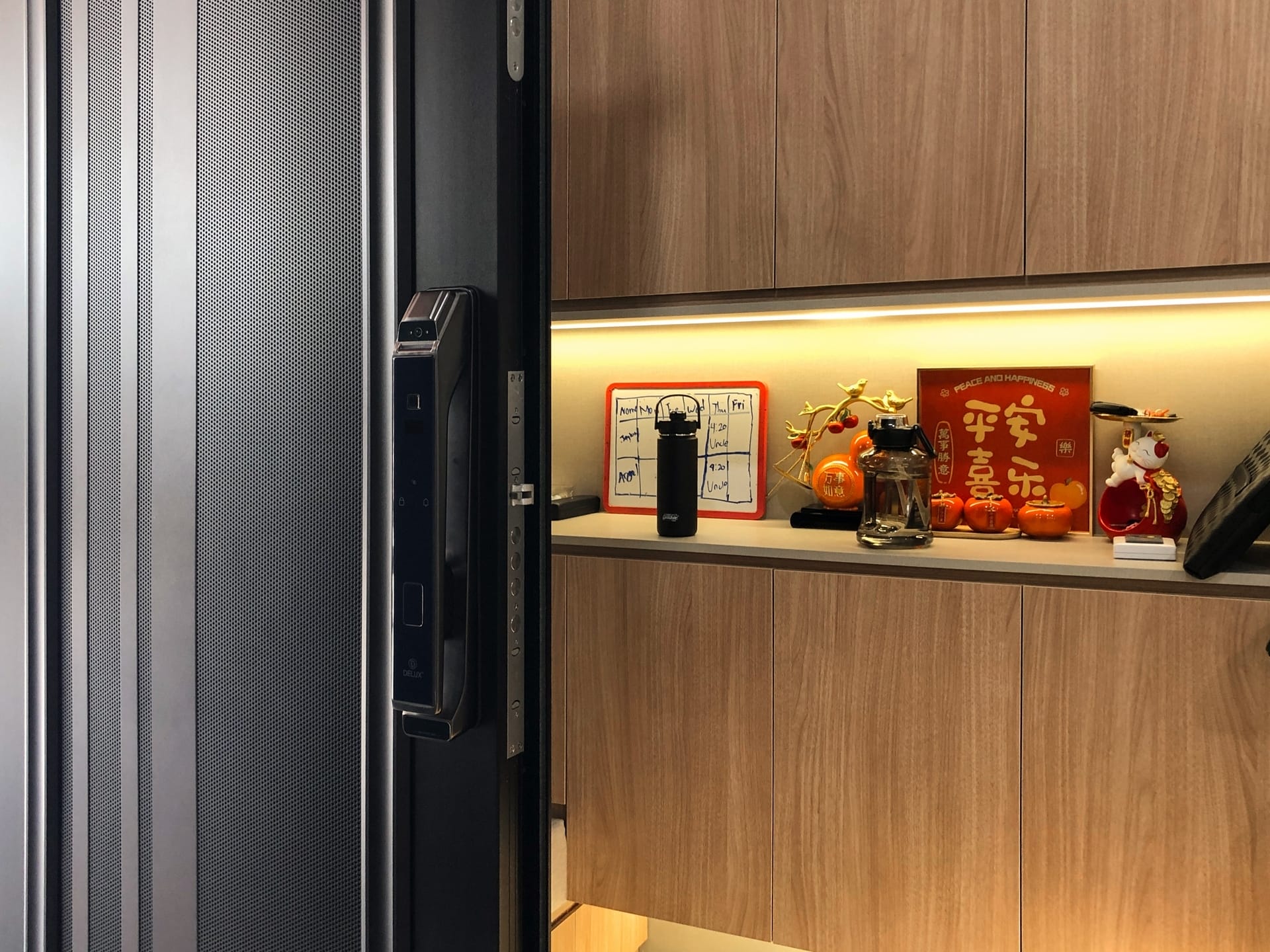 Security door Malaysia Aluminum door Luxury security door Delux security door price Aluminium security door Alutechdoor Security door design for home Best safety door Best security door malaysia Modern security door Security door design Safety door Malaysia Premium security door dt611