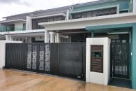 Trackless folding gate Trackless autogate Folding gate Malaysia Aluminium gate Malaysia Delux autogate Unigate Autogate Malaysia Unigate Malaysia Trackless gate Malaysia Aluminium gate supplier Malaysia Aluminium auto gate Autogate price Autogate system price Trackless autogate malaysia price Autogate malaysia price Aluminium gate suppliers mj107