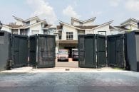 Trackless folding gate Trackless autogate Folding gate Malaysia Aluminium gate Malaysia Delux autogate Unigate Autogate Malaysia Unigate Malaysia Trackless gate Malaysia Aluminium gate supplier Malaysia Aluminium auto gate Autogate price Autogate system price Trackless autogate malaysia price Autogate malaysia price Aluminium gate suppliers inline 2