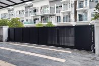 UniGate-Pro-Max_Lino-GN103_28ft-1in-x-6ft_Ampang--(6) Trackless folding gate Trackless autogate Folding gate Malaysia Aluminium gate Malaysia Delux autogate Unigate Autogate Malaysia Unigate Malaysia Trackless gate Malaysia Aluminium gate supplier Malaysia Aluminium auto gate Autogate price Autogate system price Trackless autogate malaysia price Autogate malaysia price Aluminium gate suppliers LINO