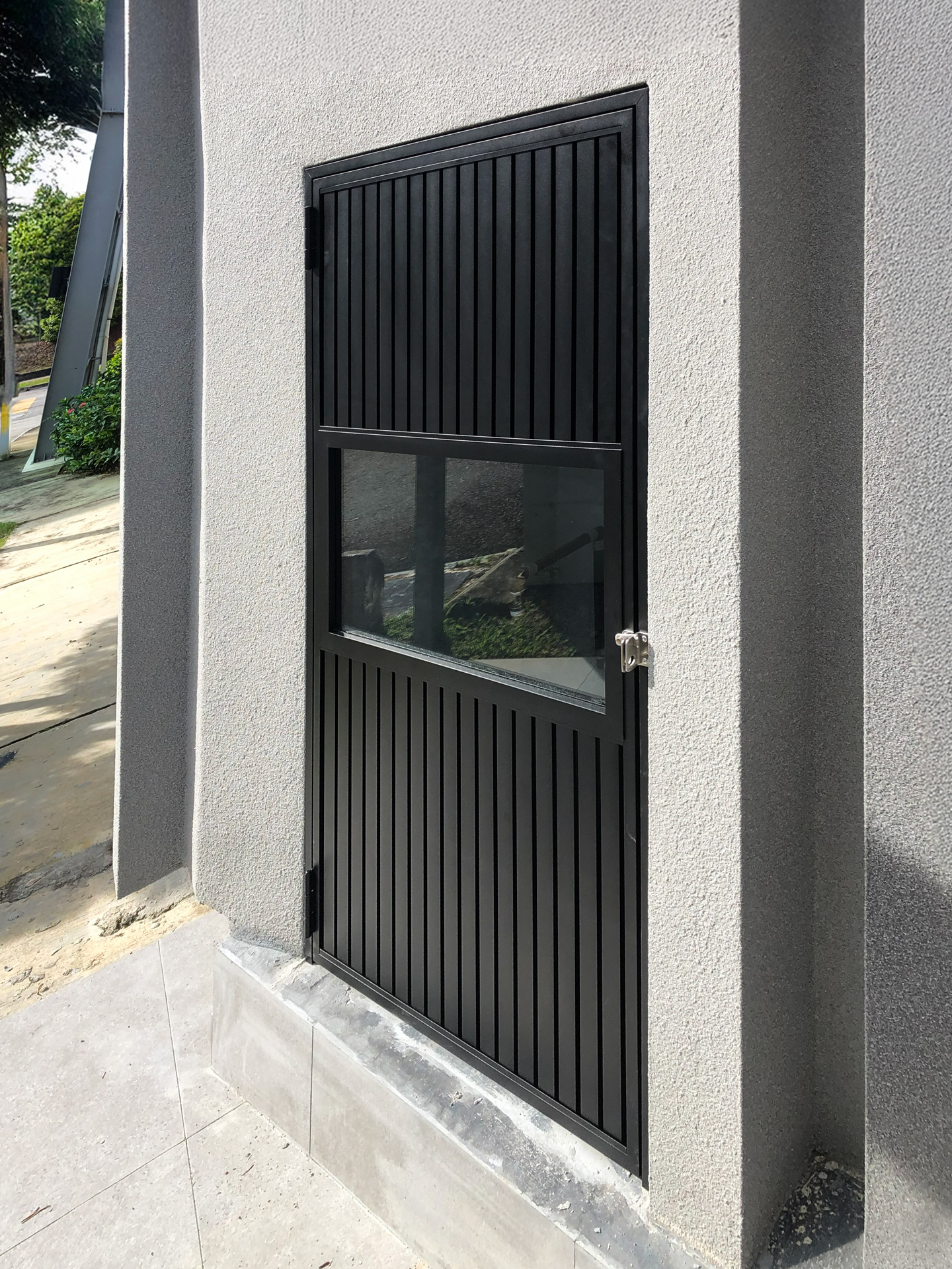 Trackless folding gate Trackless autogate Folding gate Malaysia Aluminium gate Malaysia Delux autogate Unigate Autogate Malaysia Unigate Malaysia Trackless gate Malaysia Aluminium gate supplier Malaysia Aluminium auto gate Autogate price Autogate system price Trackless autogate malaysia price Autogate malaysia price Aluminium gate suppliers LINO GN303