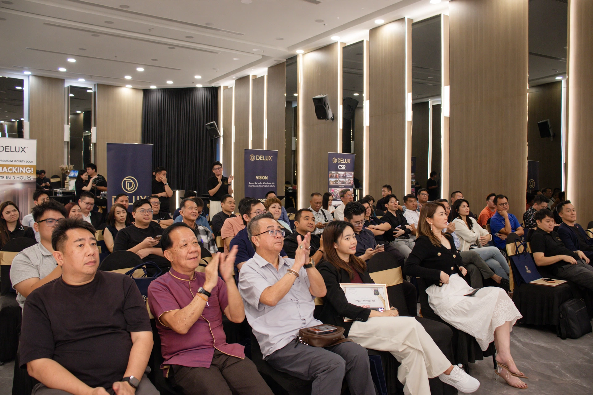 bright_corporate_event