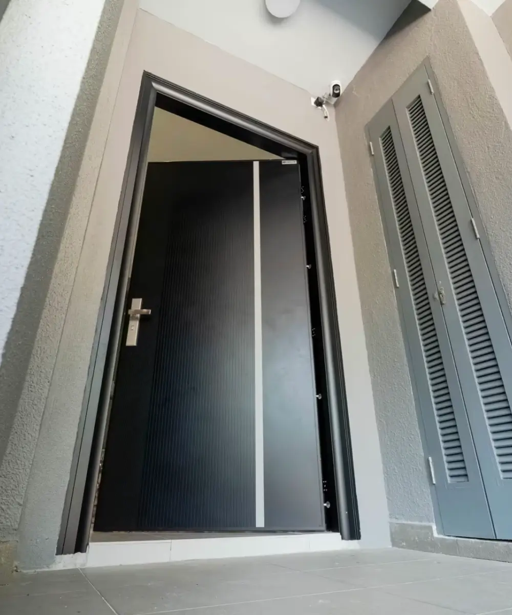 How Many Lock Points Does a Security Door Need in Malaysia?