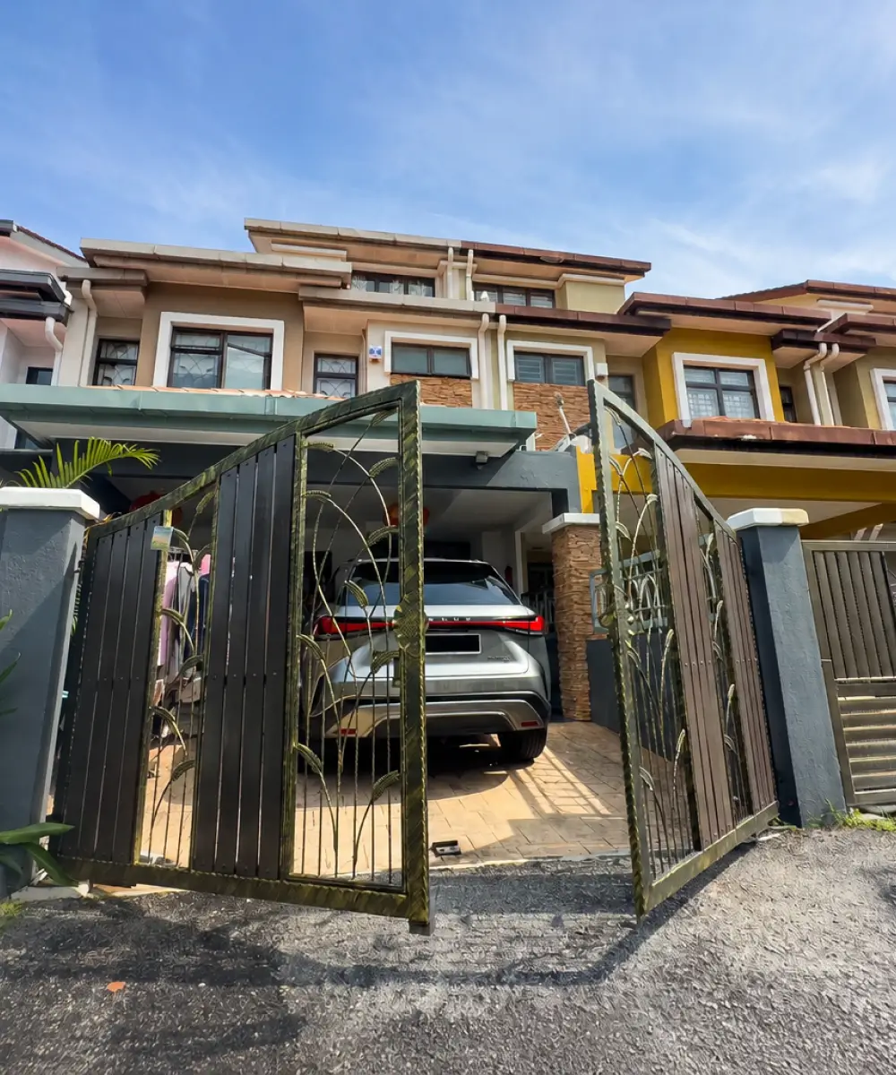 Is Your Gate Really Secure? Signs It’s Time for an Upgrade