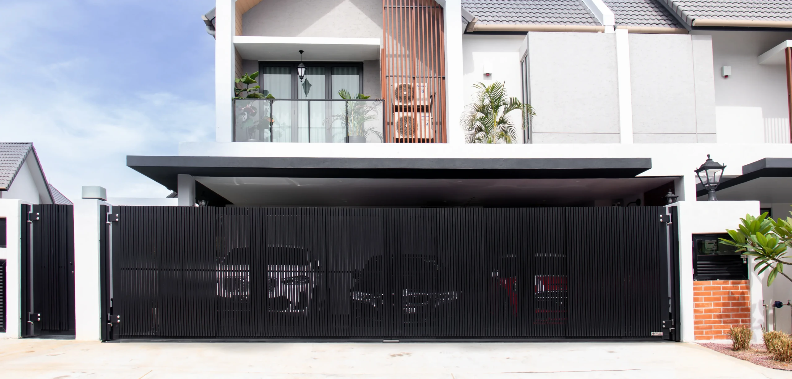 Trackless Autogate & Security Door Supplier in Malaysia