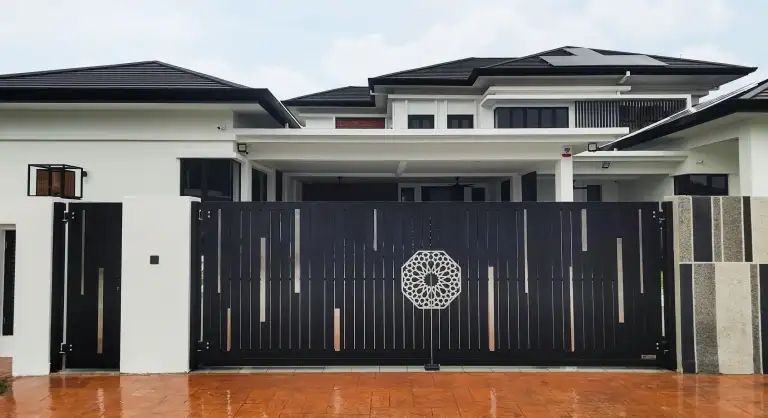 Trendy Autogate for Bungalow Home in Setia Alamsari