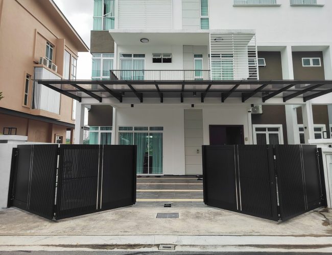 UniGate-Pro-Max_Lino-GN103_28ft-1in-x-6ft_Ampang–(5) Trackless folding gate Trackless autogate Folding gate Malaysia Aluminium gate Malaysia Delux autogate Unigate Autogate Malaysia Unigate Malaysia Trackless gate Malaysia Aluminium gate supplier Malaysia Aluminium auto gate Autogate price Autogate system price Trackless autogate malaysia price Autogate malaysia price Aluminium gate suppliers LINO