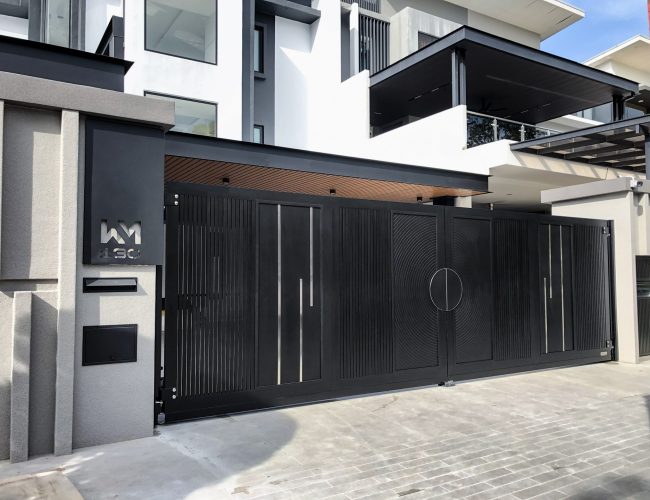 Trackless folding gate Trackless autogate Folding gate Malaysia Aluminium gate Malaysia Delux autogate Unigate Autogate Malaysia Unigate Malaysia Trackless gate Malaysia Aluminium gate supplier Malaysia Aluminium auto gate Autogate price Autogate system price Trackless autogate malaysia price Autogate malaysia price Aluminium gate suppliers LINO GN303