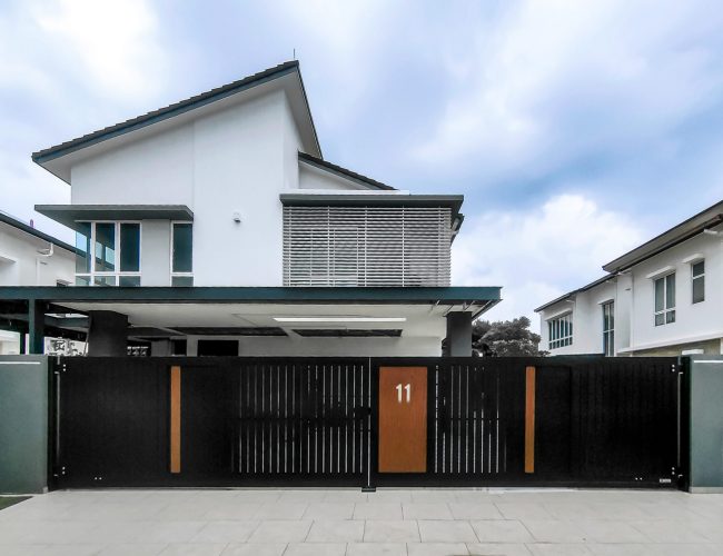 Trackless folding gate Trackless autogate Folding gate Malaysia Aluminium gate Malaysia Delux autogate Unigate Autogate Malaysia Unigate Malaysia Trackless gate Malaysia Aluminium gate supplier Malaysia Aluminium auto gate Autogate price Autogate system price Trackless autogate malaysia price Autogate malaysia price Aluminium gate suppliers Inline 14