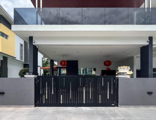 Trackless folding gate Trackless autogate Folding gate Malaysia Aluminium gate Malaysia Delux autogate Unigate Autogate Malaysia Unigate Malaysia Trackless gate Malaysia Aluminium gate supplier Malaysia Aluminium auto gate Autogate price Autogate system price Trackless autogate malaysia price Autogate malaysia price Aluminium gate suppliers x-line 1
