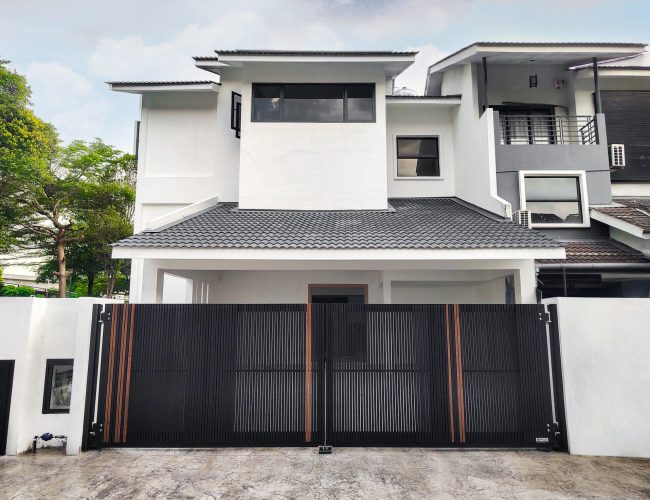 Trackless folding gate Trackless autogate Folding gate Malaysia Aluminium gate Malaysia Delux autogate Unigate Autogate Malaysia Unigate Malaysia Trackless gate Malaysia Aluminium gate supplier Malaysia Aluminium auto gate Autogate price Autogate system price Trackless autogate malaysia price Autogate malaysia price Aluminium gate suppliers X27