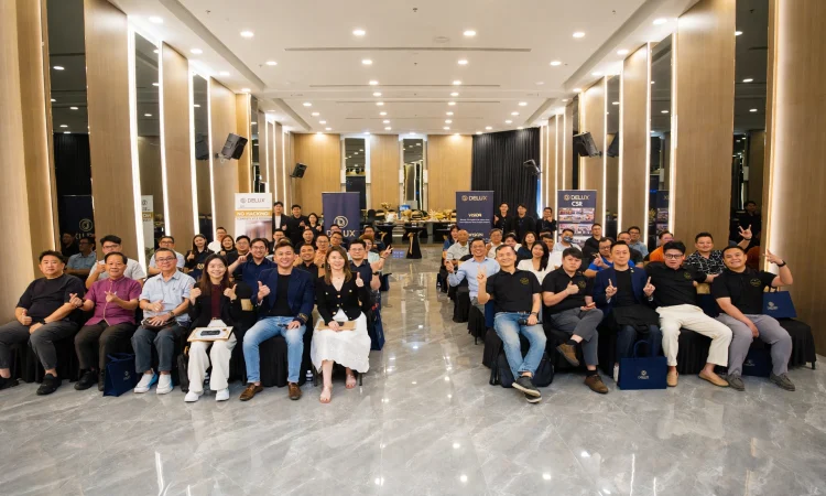 delux_event_group_photo (1)
